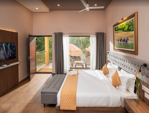 Paradise Boutique Resort | Premium Ac Deluxe Room with Veranda / Seat Out 